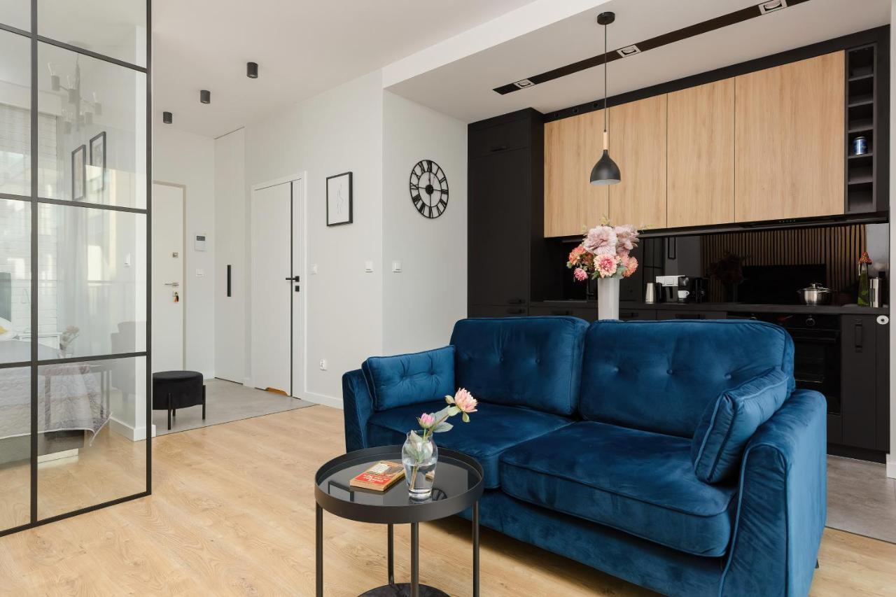 Moduo Gardens Apartment By Renters Prestige Варшава Экстерьер фото